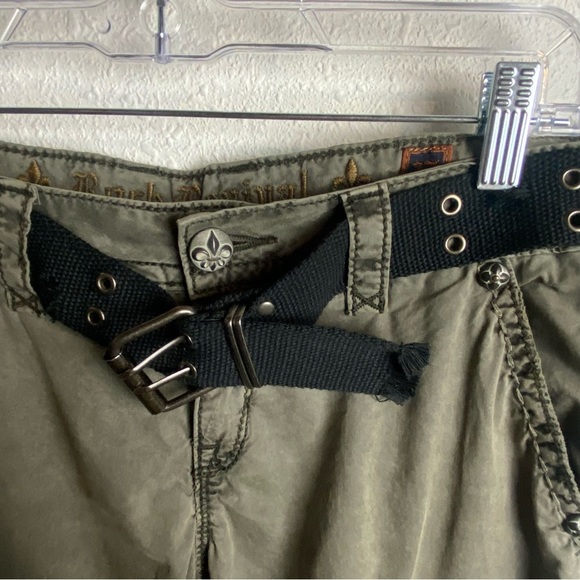 Rock Revival Size 27 Cropped Cargo Pants Slate Grey Belted Punk Y2K Low Rise - Picture 10 of 11